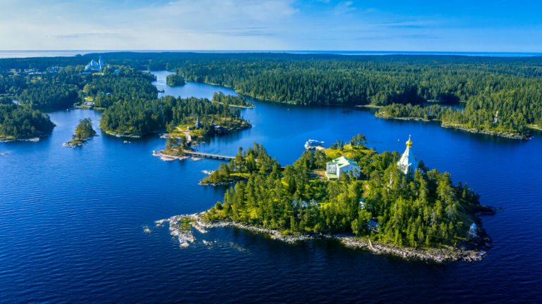 По святым местам Карелии