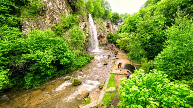Живая вода Кавказа