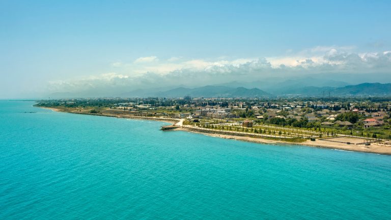 Море, чай и мандарины