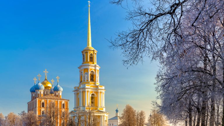 По дорогам российских Губерний