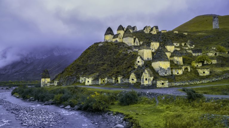 Загадки кавказских ущелий (весна-осень)